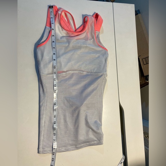 Lululemon Ready,Set,Sweat Tank Double Dot White Black/Very Light Flare Size 4 - Picture 14 of 15